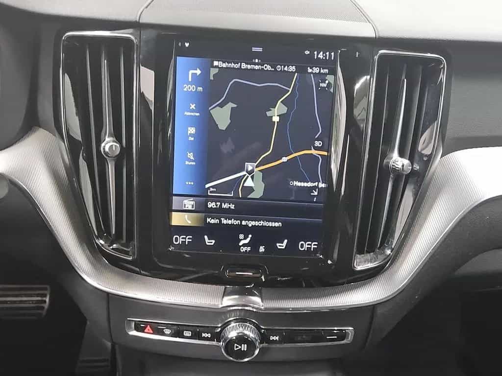Volvo XC60 B4 D AWD R-Design Navi LED RfK AHK PDC Shz 02/2020-photo-6
