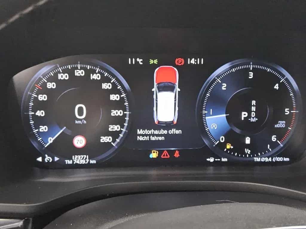 Volvo XC60 B4 D AWD R-Design Navi LED RfK AHK PDC Shz 02/2020-photo-7