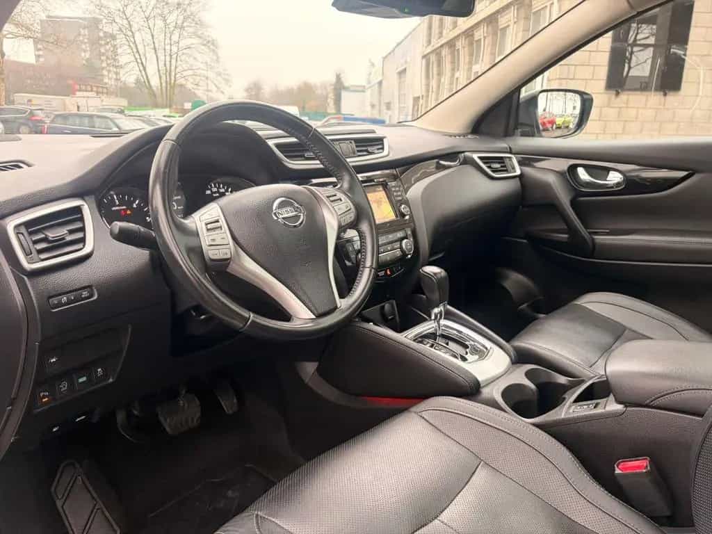 Nissan Qashqai Tekna/EU6/Automatik/Navi/Panorama/Leder 05/2016-photo-16