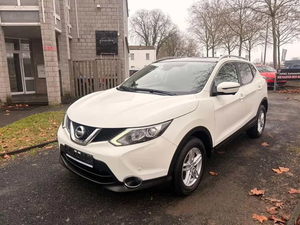 Nissan Qashqai Tekna/EU6/Automatik/Navi/Panorama/Leder 05/2016-photo-3