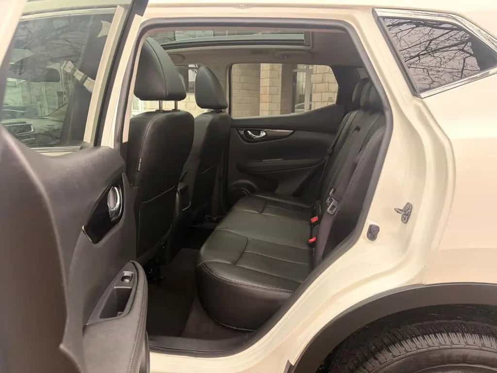 Nissan Qashqai Tekna/EU6/Automatik/Navi/Panorama/Leder 05/2016-photo-8