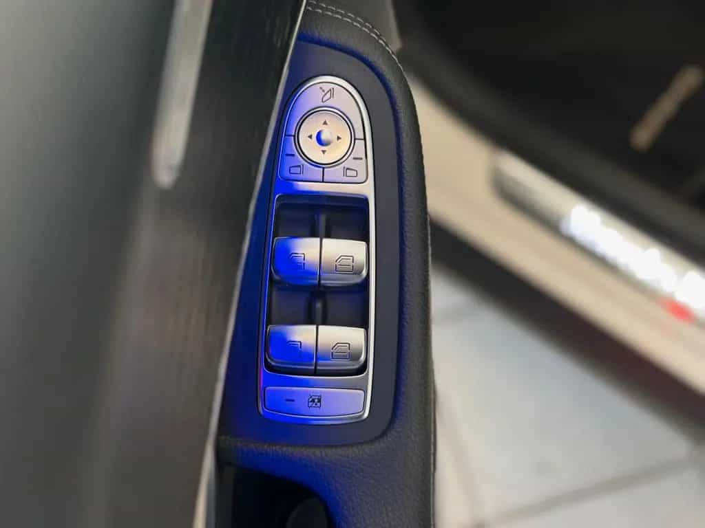 Mercedes-Benz GLC 300 AMG Coupé 4M LED SHD RüKa CarPlay Sound+ 02/2021-photo-12