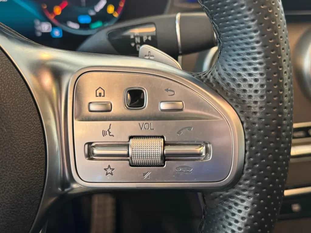 Mercedes-Benz GLC 300 AMG Coupé 4M LED SHD RüKa CarPlay Sound+ 02/2021-photo-18