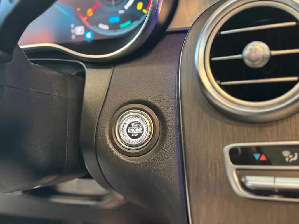 Mercedes-Benz GLC 300 AMG Coupé 4M LED SHD RüKa CarPlay Sound+ 02/2021-photo-19