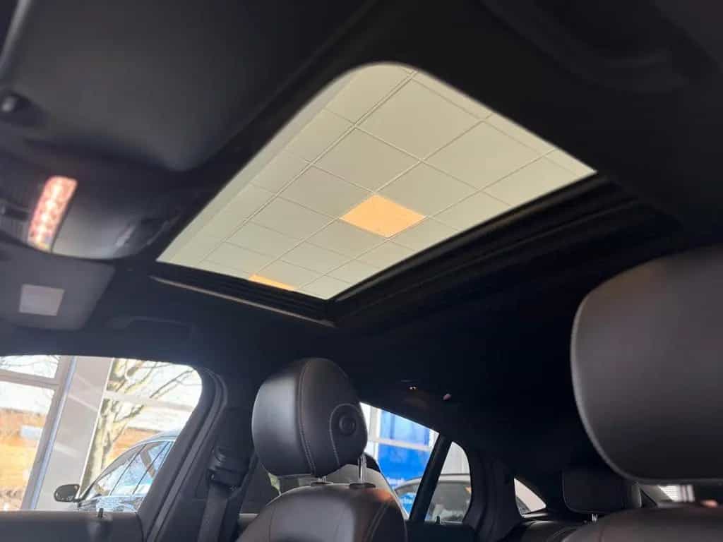 Mercedes-Benz GLC 300 AMG Coupé 4M LED SHD RüKa CarPlay Sound+ 02/2021-photo-30