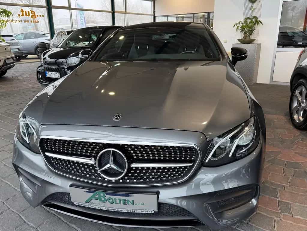 Mercedes-Benz E-Class 200 Coupé 4M AMG-Line Kamera-P.Dach-Totwinkel 10/2018-photo-3