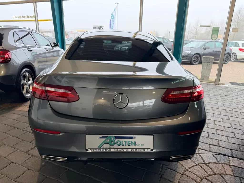 Mercedes-Benz E-Class 200 Coupé 4M AMG-Line Kamera-P.Dach-Totwinkel 10/2018-photo-5