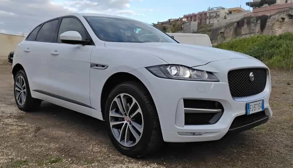 Jaguar F-Pace 2.0 D 180 CV AWD aut. R-Sport 07/2017-photo-5