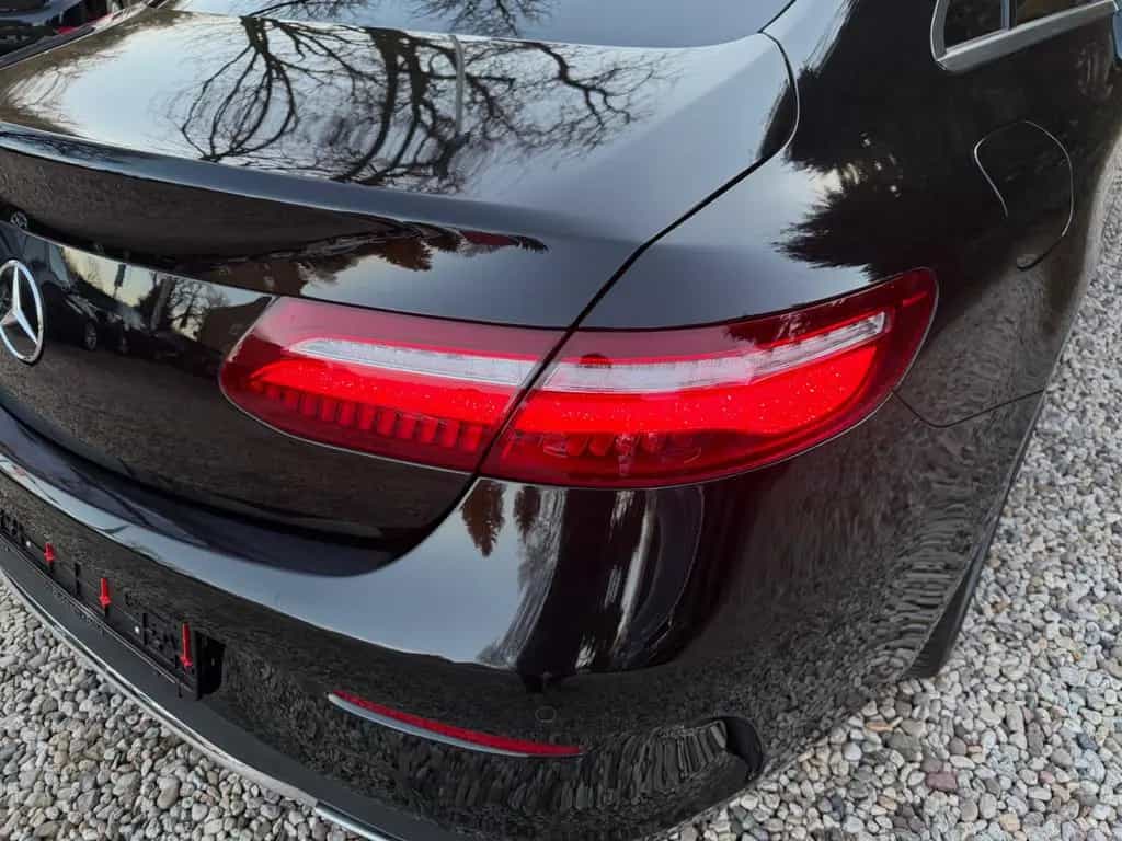 Mercedes-Benz E-Class 200 E Coupe*TÜV+INSP.NEU*ALLWETTER*AMG*TOP 10/2017-photo-10