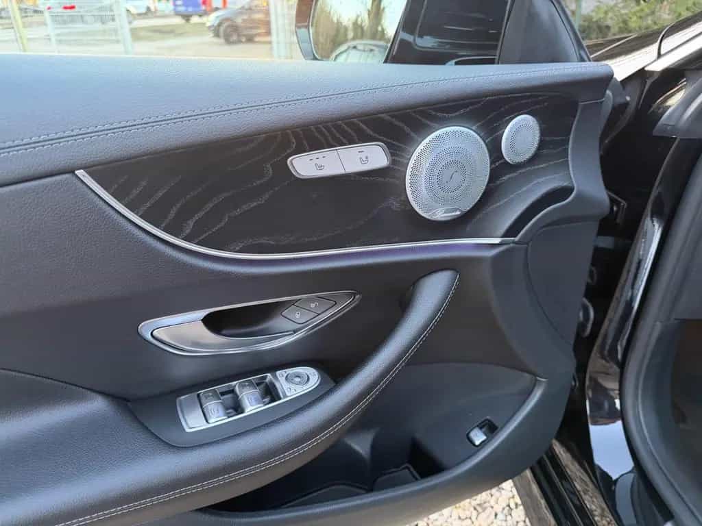 Mercedes-Benz E-Class 200 E Coupe*TÜV+INSP.NEU*ALLWETTER*AMG*TOP 10/2017-photo-16