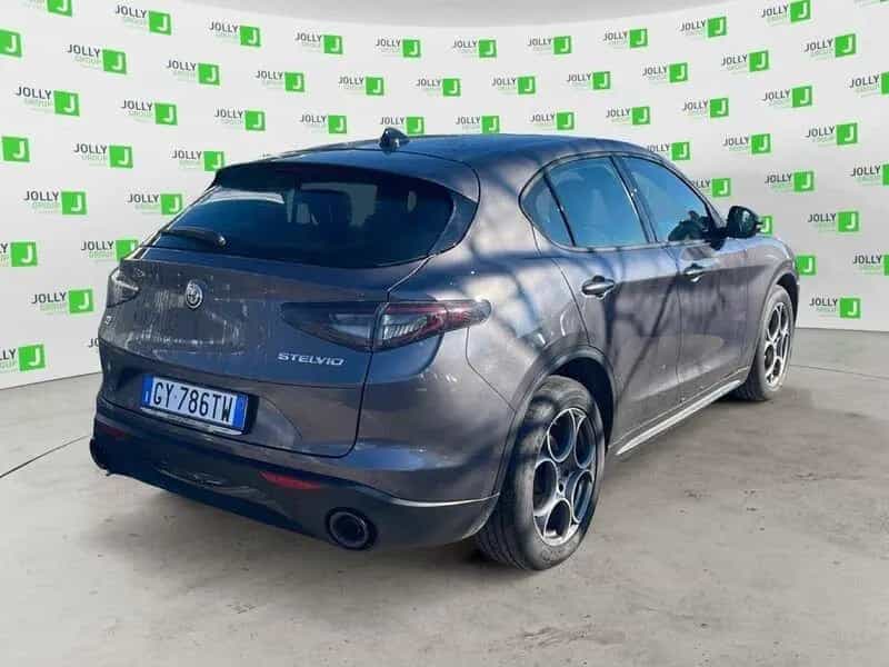 Alfa Romeo Stelvio Stelvio 2.2 Turbodiesel 160 C 07/2025-photo-1