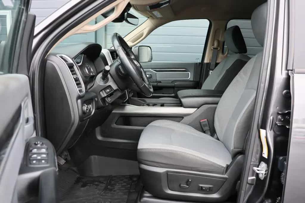 Dodge RAM 2500 6.7L Diesel 4x4/ACC/AHK/SHZ/LHZ/KAMERA/ 02/2020-photo-16