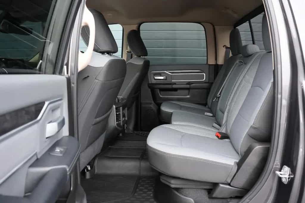 Dodge RAM 2500 6.7L Diesel 4x4/ACC/AHK/SHZ/LHZ/KAMERA/ 02/2020-photo-18