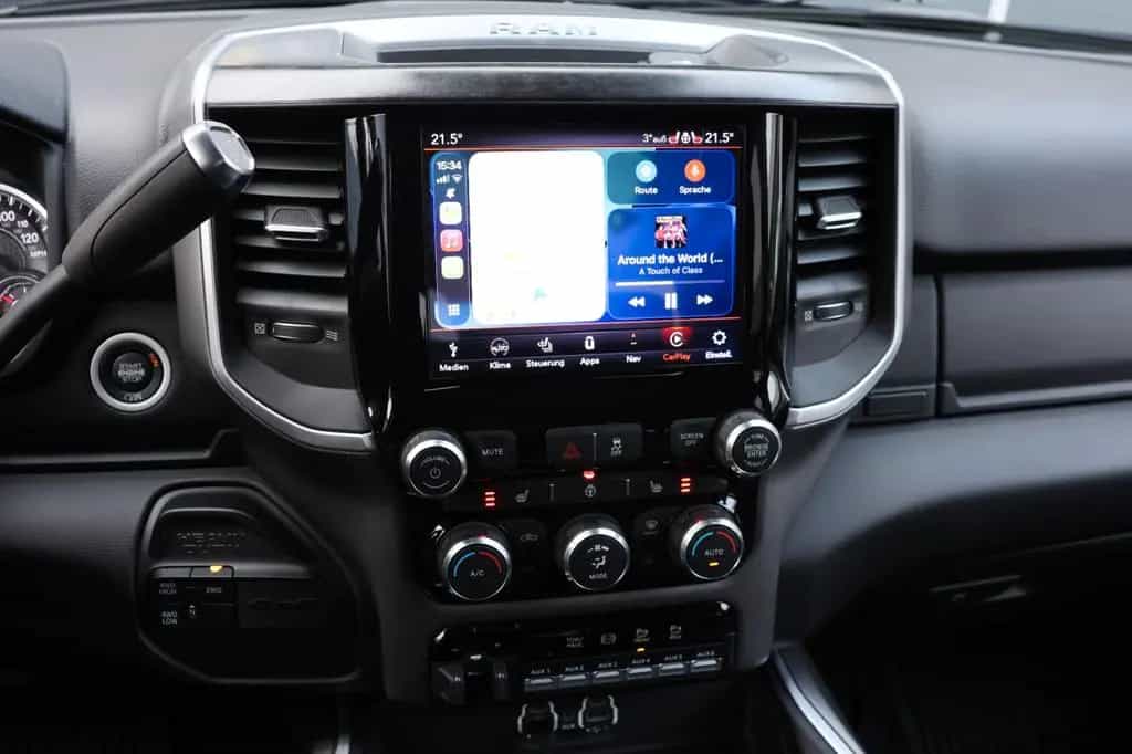 Dodge RAM 2500 6.7L Diesel 4x4/ACC/AHK/SHZ/LHZ/KAMERA/ 02/2020-photo-23