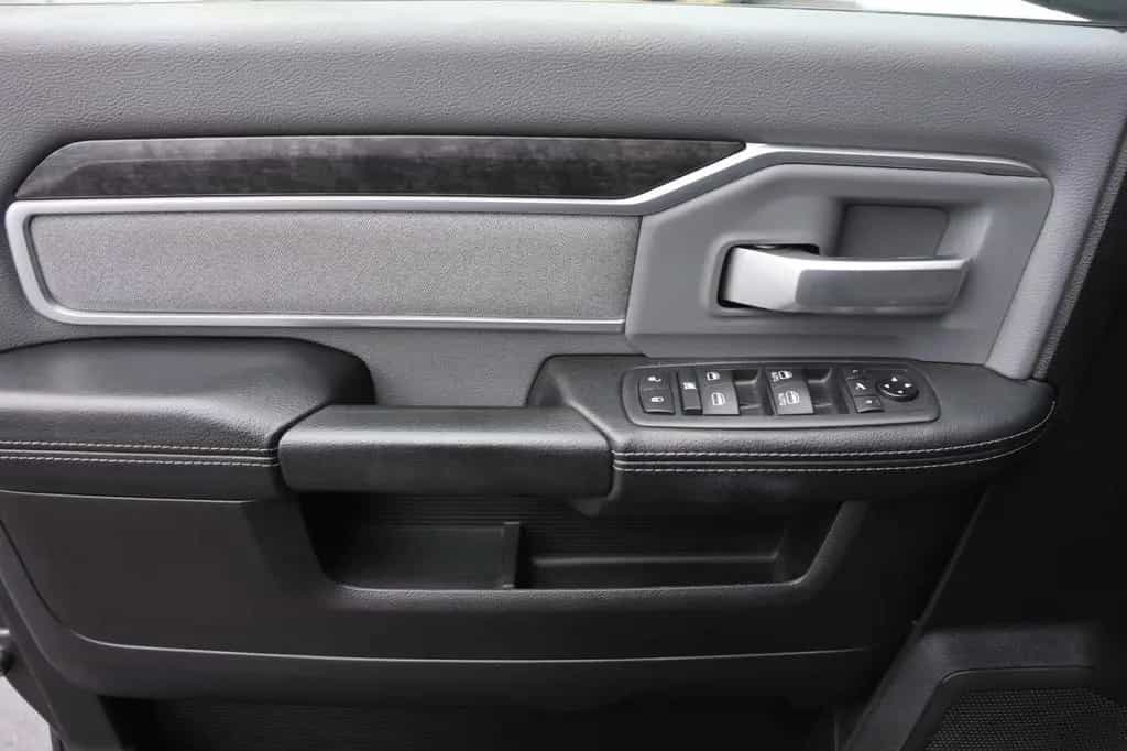 Dodge RAM 2500 6.7L Diesel 4x4/ACC/AHK/SHZ/LHZ/KAMERA/ 02/2020-photo-27