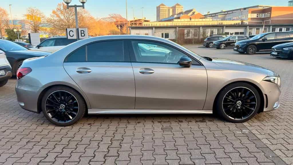 Mercedes-Benz A-Class 220 d AMG Line | Night | Limousine | Burmester 10/2020-photo-11