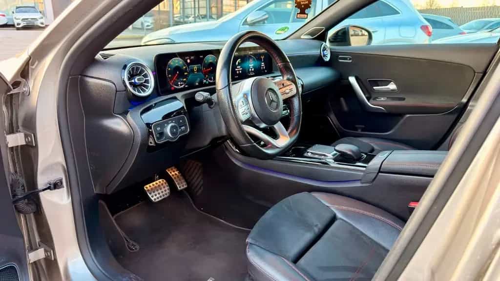 Mercedes-Benz A-Class 220 d AMG Line | Night | Limousine | Burmester 10/2020-photo-3