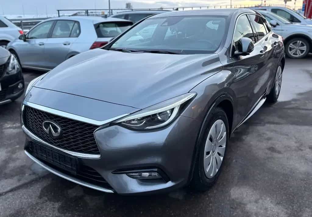 Infiniti Q30 1.5d FWD Sport 06/2016-photo-0