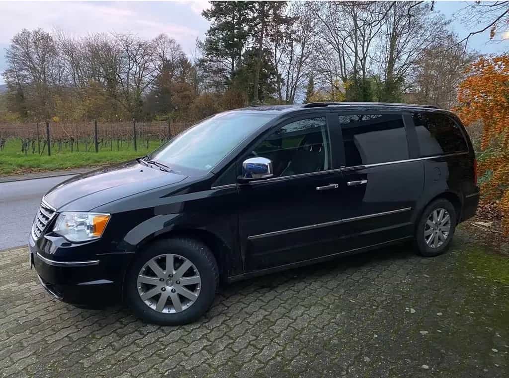 Chrysler Grand Voyager Limited 2.8 CRD Autom. Limited 10/2010-photo-0