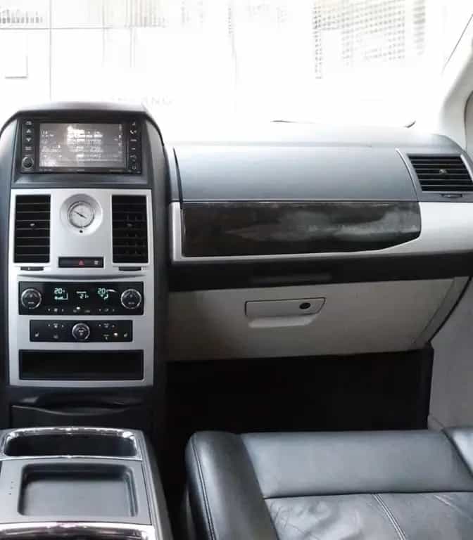 Chrysler Grand Voyager Limited 2.8 CRD Autom. Limited 10/2010-photo-11
