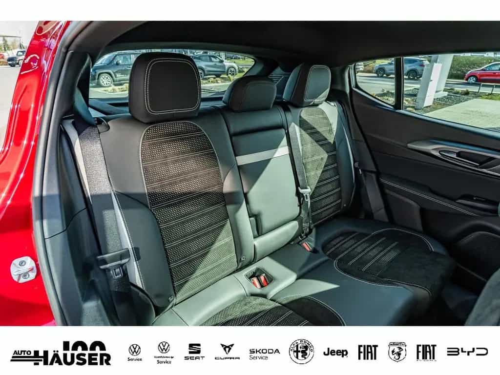 Alfa Romeo Tonale Ibrida SPORT SPECIALE 1.5 VGT Hybrid HARM 02/2026-photo-13