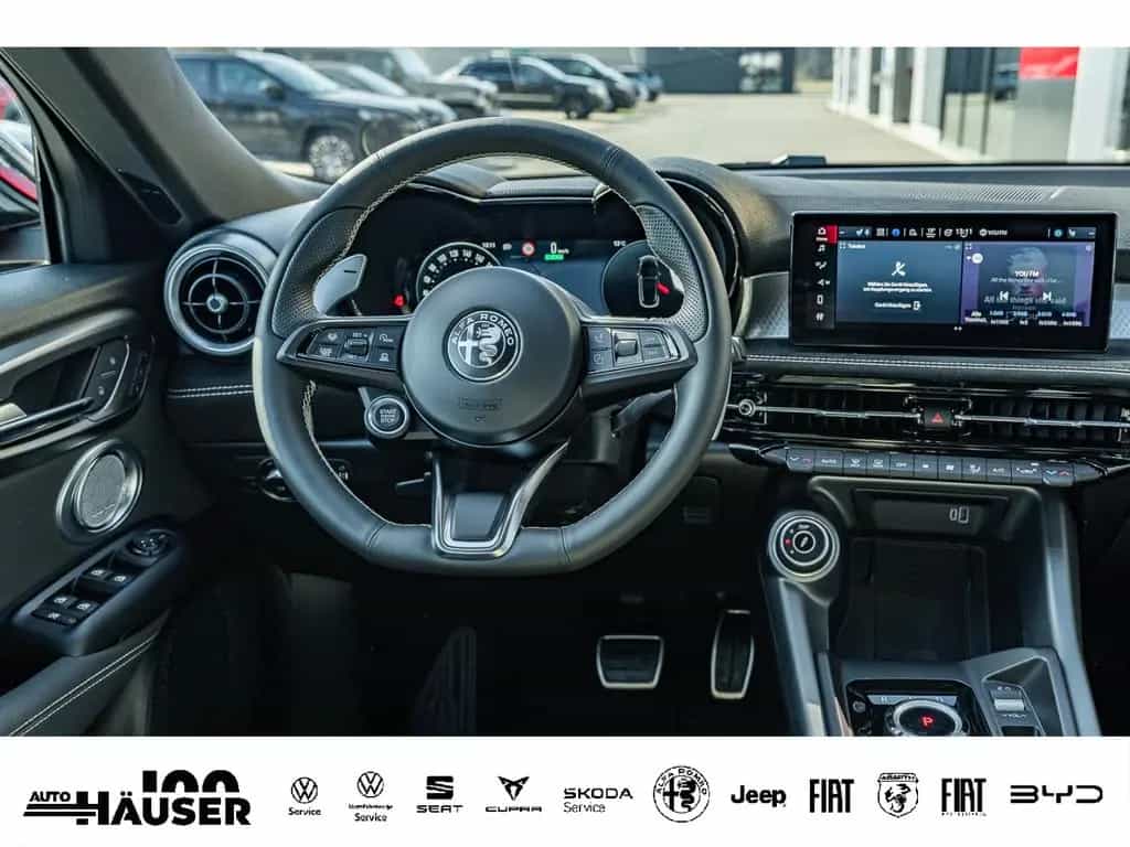 Alfa Romeo Tonale Ibrida SPORT SPECIALE 1.5 VGT Hybrid HARM 02/2026-photo-17