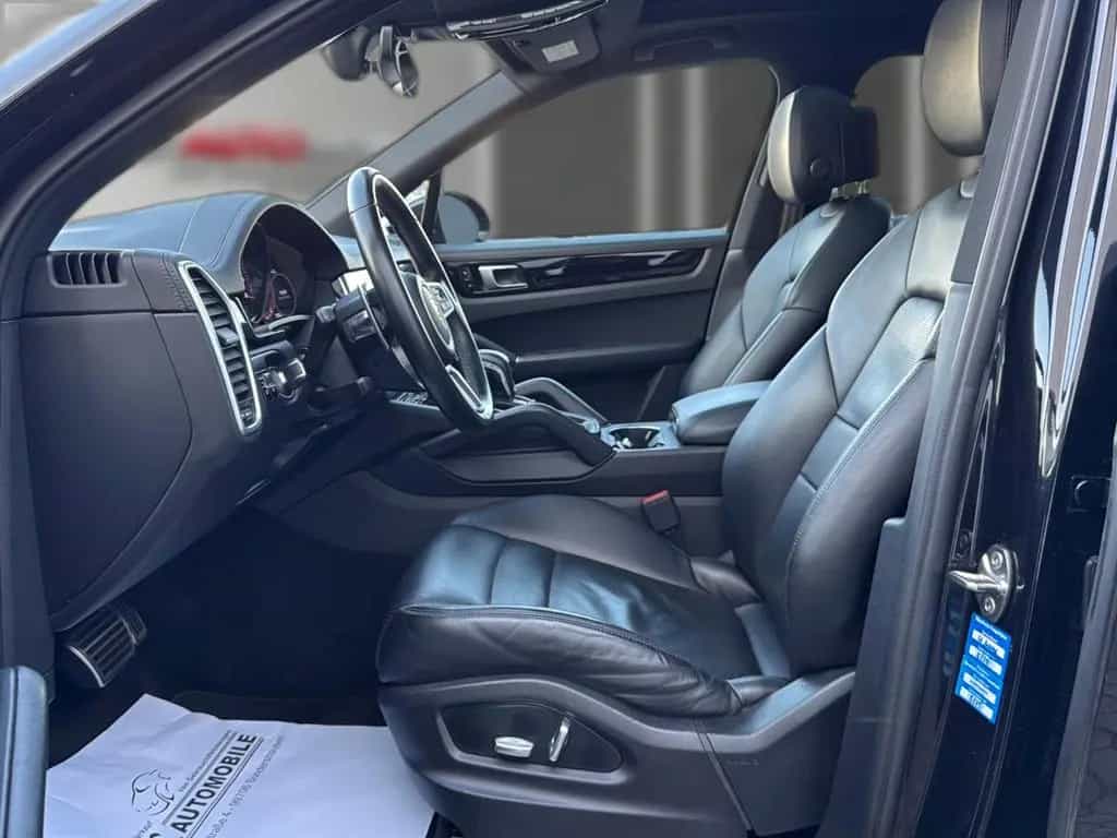 Porsche Cayenne S+LUFT+AHK+PANO+21"+CHRONO+SPORT-TASTE 06/2018-photo-16