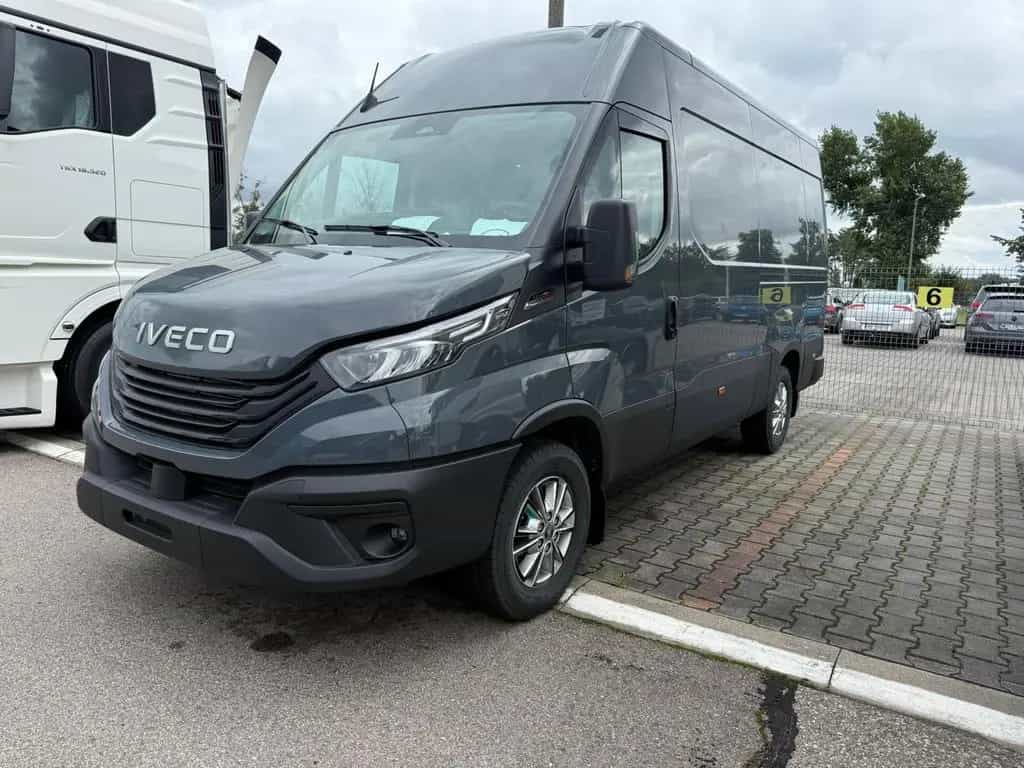 Iveco Daily 35S12 HI-Matic L3H2 12m³+AHK+ACC+NAVI 01/2026-photo-2