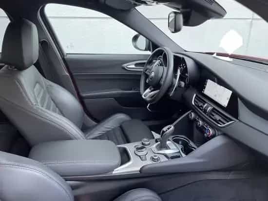 Alfa Romeo Giulia 2.2 JTDM Veloce Q4 TotwAss ACC Shz Nav Ca 02/2023-photo-13
