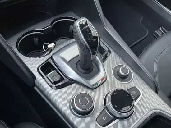 Alfa Romeo Giulia 2.2 JTDM Veloce Q4 TotwAss ACC Shz Nav Ca 02/2023-photo-15