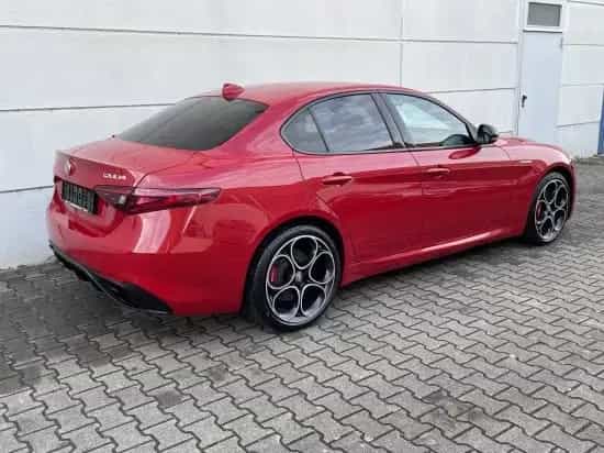 Alfa Romeo Giulia 2.2 JTDM Veloce Q4 TotwAss ACC Shz Nav Ca 02/2023-photo-2