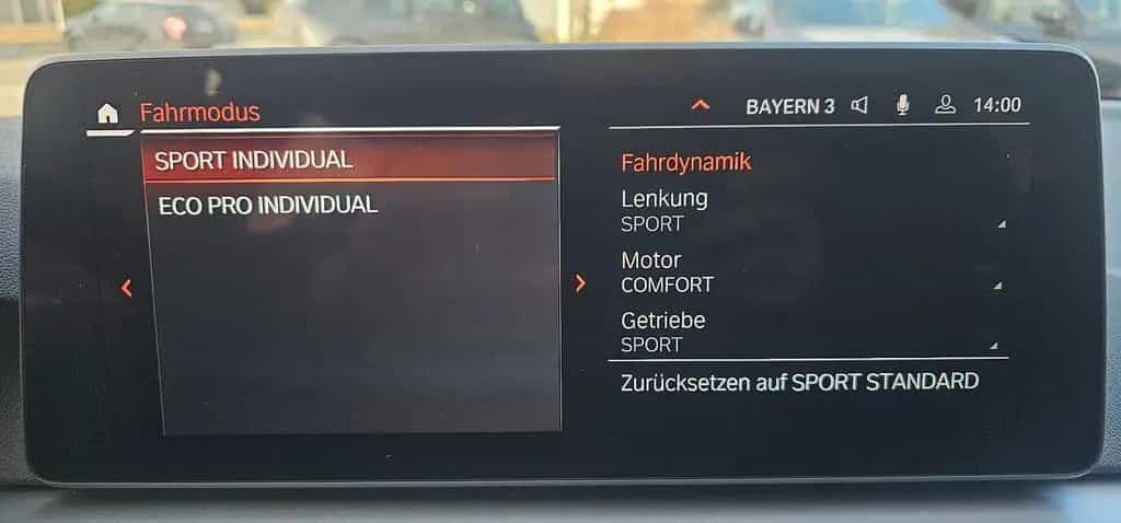 BMW 5 Series 09/2022-photo-37