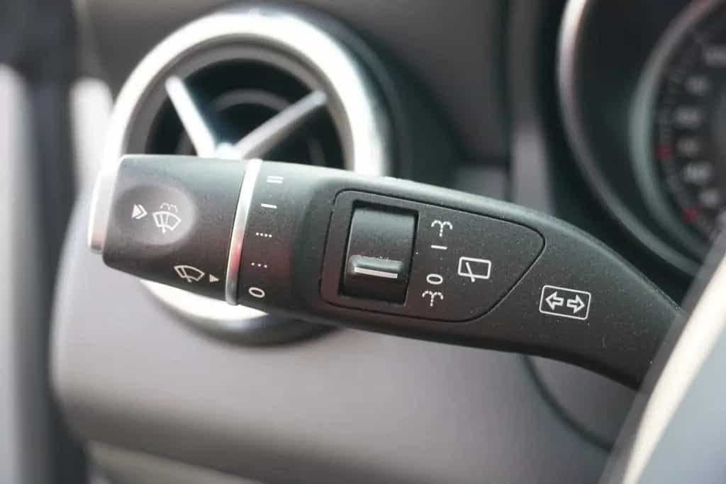 Mercedes-Benz CLA 200 Shooting Brake Aut. LED Navi Tempomat 10/2017-photo-17