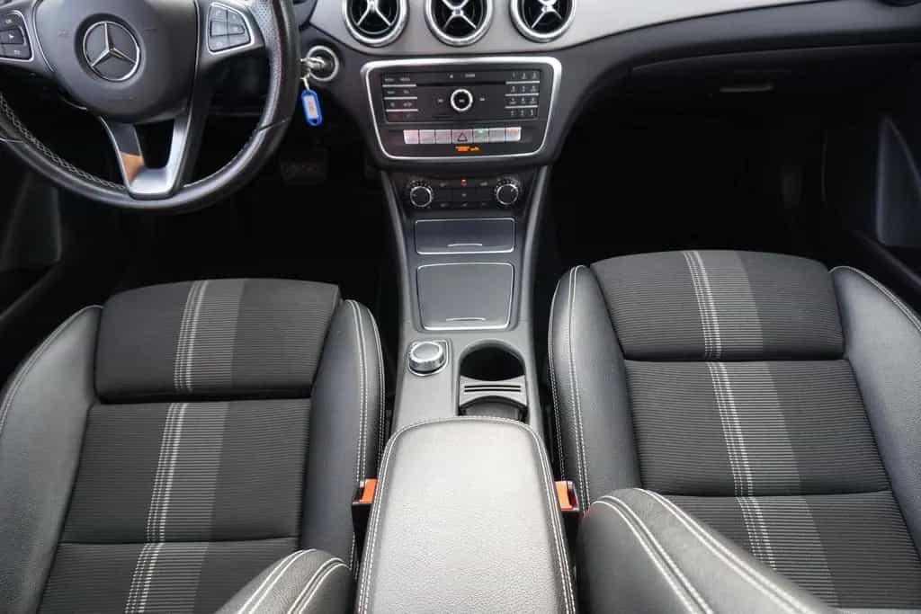 Mercedes-Benz CLA 200 Shooting Brake Aut. LED Navi Tempomat 10/2017-photo-24
