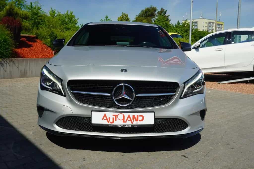 Mercedes-Benz CLA 200 Shooting Brake Aut. LED Navi Tempomat 10/2017-photo-7