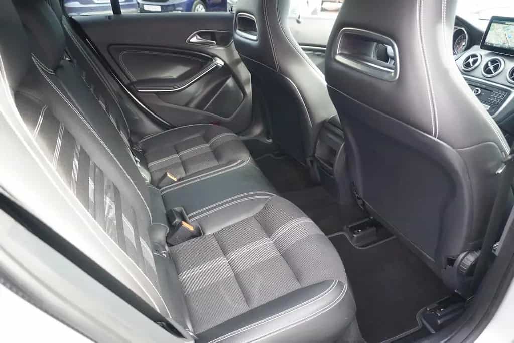 Mercedes-Benz CLA 200 Shooting Brake Aut. LED Navi Tempomat 10/2017-photo-9