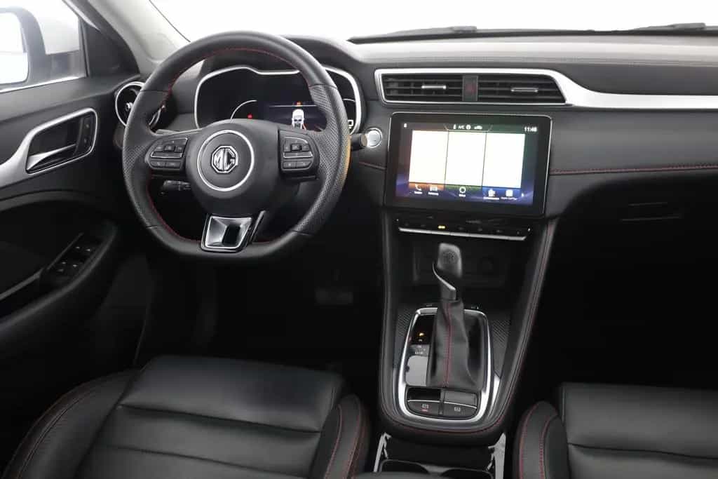 MG ZS 1.0 T-GDI Luxury Aut. LED Navi 360° Sitzheizu 03/2024-photo-9