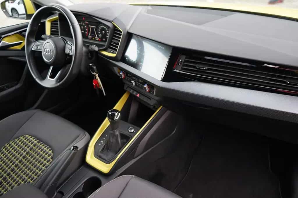 Audi A1 Sportback 35 TFSI S line LED Virtual Cockpit 03/2019-photo-12
