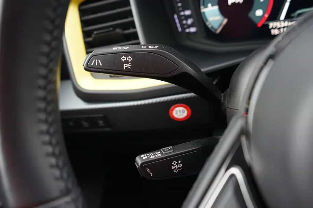 Audi A1 Sportback 35 TFSI S line LED Virtual Cockpit 03/2019-photo-19