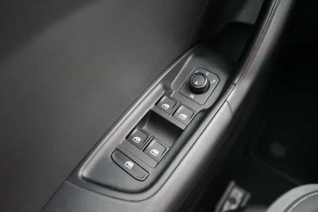 Audi A1 Sportback 35 TFSI S line LED Virtual Cockpit 03/2019-photo-22