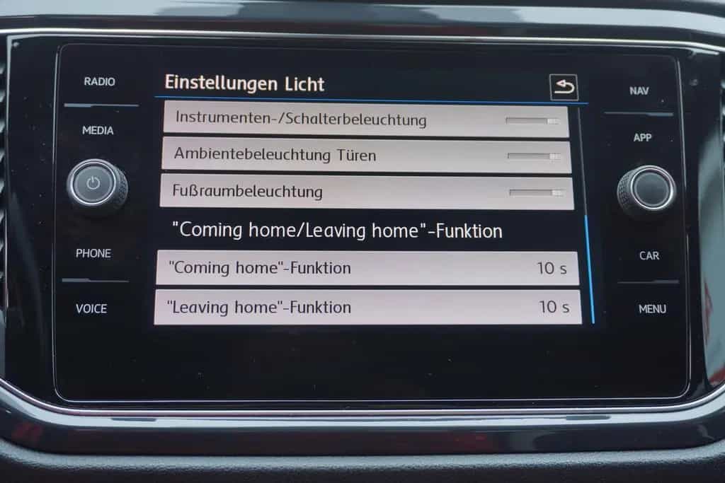 Volkswagen T-Roc 2.0 TSI Sport 4Motion DSG LED Navi ACC PDC 08/2018-photo-17