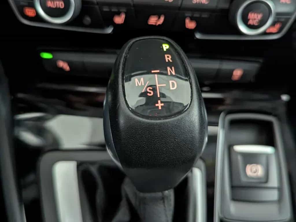 BMW 2 Series 220i AT Advantage NAVI+PDC+SHZ+ALLWETTER+TEMP+BC 06/2017-photo-21