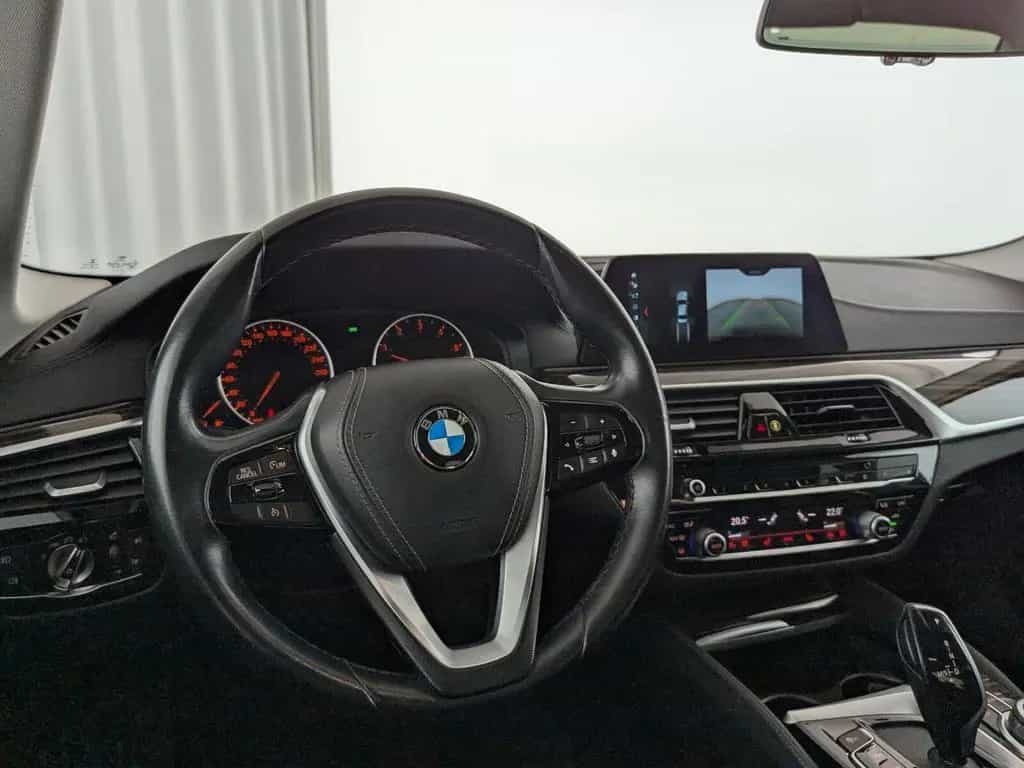 BMW 540 i xDrive Luxury Line LED+NAVI+SHZ+RFK+LEDER+ 12/2019-photo-17