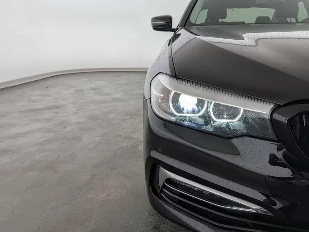BMW 540 i xDrive Luxury Line LED+NAVI+SHZ+RFK+LEDER+ 12/2019-photo-2