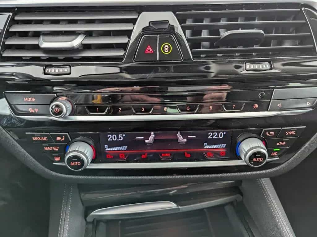 BMW 540 i xDrive Luxury Line LED+NAVI+SHZ+RFK+LEDER+ 12/2019-photo-21