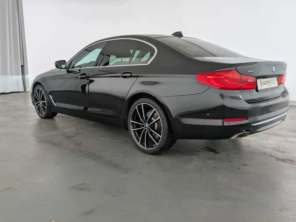 BMW 540 i xDrive Luxury Line LED+NAVI+SHZ+RFK+LEDER+ 12/2019-photo-8