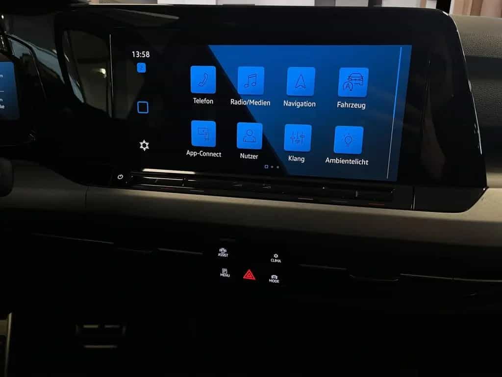 Volkswagen Golf VIII Alltrack 2.0 TDI 4Motion Navi 12/2021-photo-18