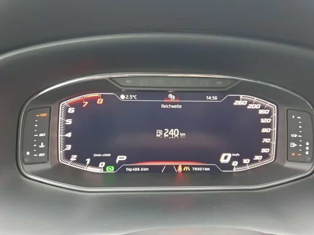 Seat Leon FR *BEATS*NAVI*KEYLESS*PANO*KAMERA*LED* 03/2020-photo-5