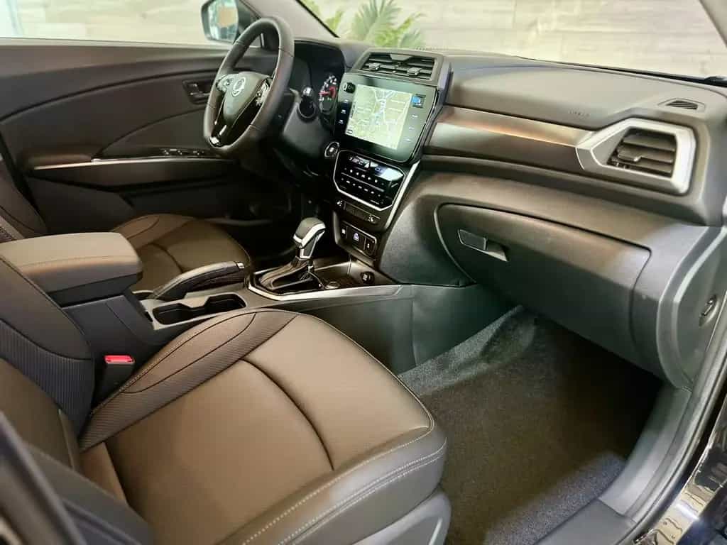 Ssangyong Tivoli Blackline 1,5P+AT+Navi+Kamera-LAGERWAGEN- 11/2024-photo-11