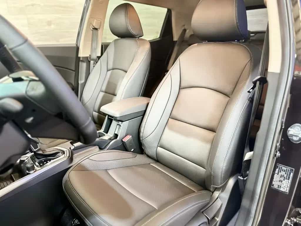Ssangyong Tivoli Blackline 1,5P+AT+Navi+Kamera-LAGERWAGEN- 11/2024-photo-12